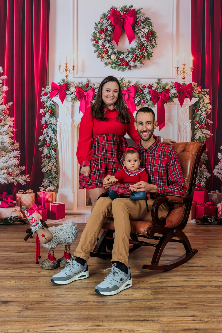 Família junto à lareira, Natal de 2025
